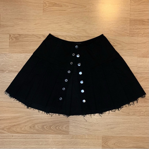 Dolls Kill Current Mood black pleated button mini skirt size XS - Picture 5 of 7